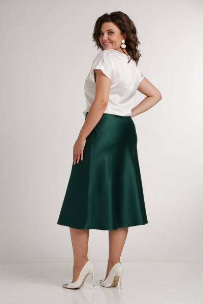 Зеленая юбка из сатина по косой с молнией сбоку Takka Plus 24-236 - фото 7