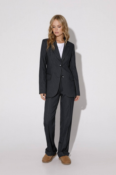 Деловой костюм-двойка из текстиля жакет и брюки в полоску PiRS 5073 графит - фото 5