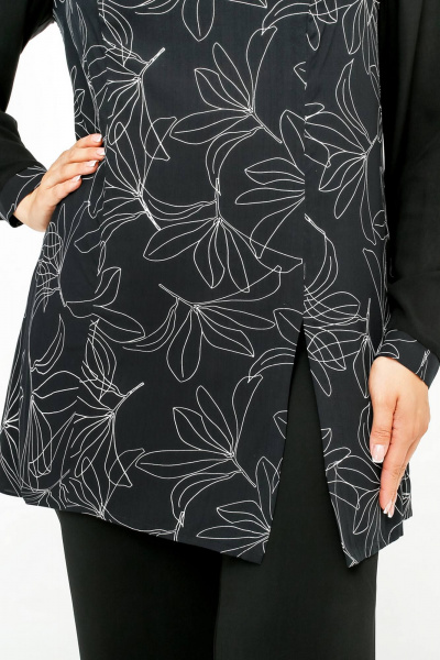 Туника расширенного к низу силуэта с разрезом и рельефами La rouge 9076 черный-(лилии) - фото 8