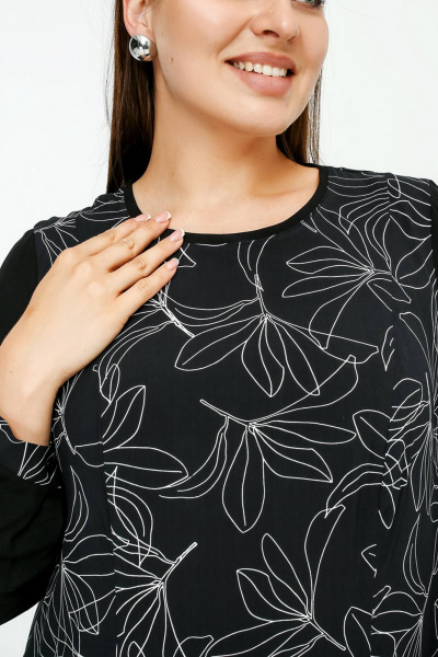 Туника расширенного к низу силуэта с разрезом и рельефами La rouge 9076 черный-(лилии) - фото 6