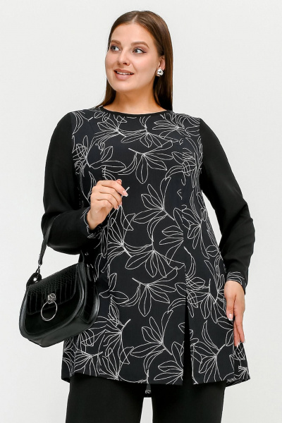 Туника расширенного к низу силуэта с разрезом и рельефами La rouge 9076 черный-(лилии) - фото 1