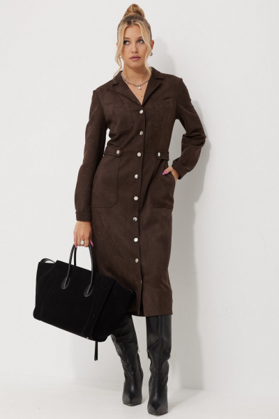 Платье с воротником и карманами из искусственной замши AMUARt 1014-1 коричневый,замш - фото 2