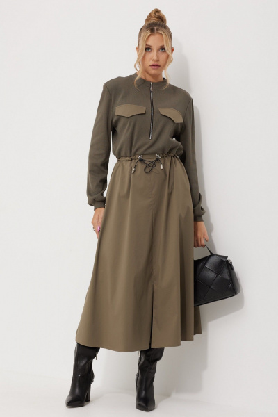 Свободное платье из текстиля с кулисами и карманами AMUARt 1018 хаки - фото 7