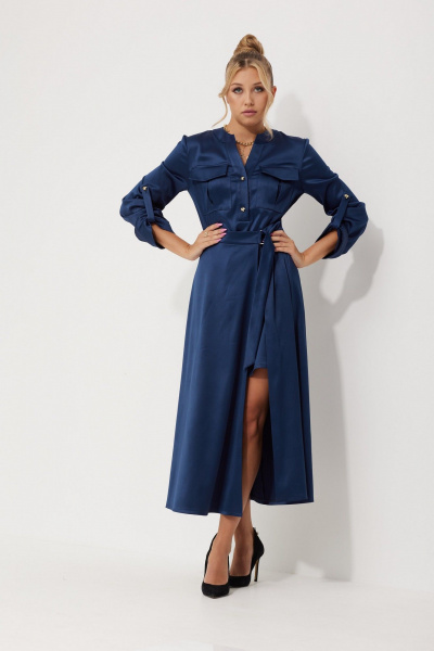 Платье миди из текстильного атласа с накладными карманами AMUARt 1019 синий - фото 10