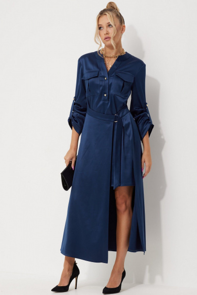 Платье миди из текстильного атласа с накладными карманами AMUARt 1019 синий - фото 3