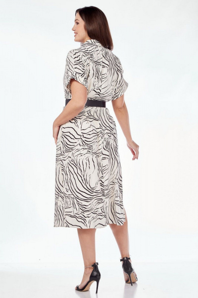 Летнее платье Х-образного силуэта из вискозы с ремнем SMilaLine М-2402 бежевый/анималистический_принт - фото 6