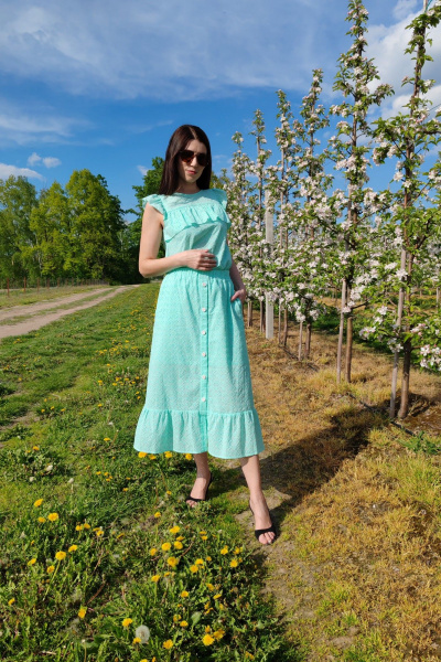 Блуза из хлопка и ришелье с воланами и карманами SMilaLine М-2407/1 мята - фото 1