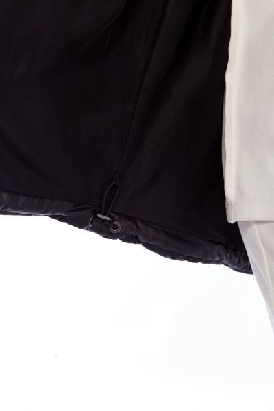 Куртка плащевая оверсайз с капюшоном и рельефами Диомант 1997 черный - фото 10