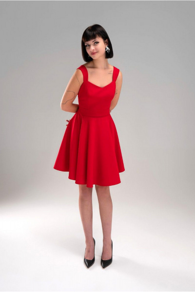 Коктейльное короткое платье на широких бретелях с полусолнцем AVEEVA 5202 красный - фото 2