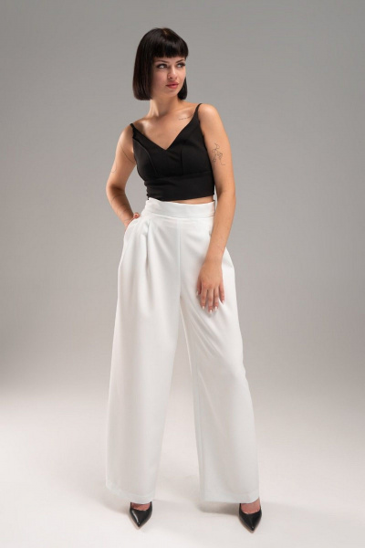 Топ демисезонный черный с регулируемыми бретелями AVEEVA 5456 черный - фото 2