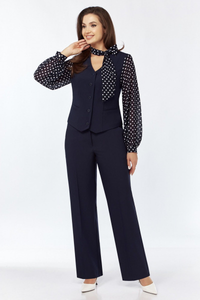 Синий деловой костюм-двойка из текста с жилетом и блузкой БагираАнТа 970 - фото 1