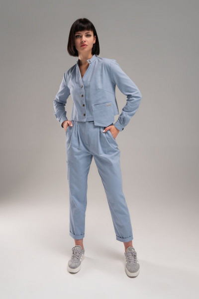 Джинсовый костюм 2-ка из тонкого джинса с ремнем AVEEVA 5467/5837 голубой - фото 2