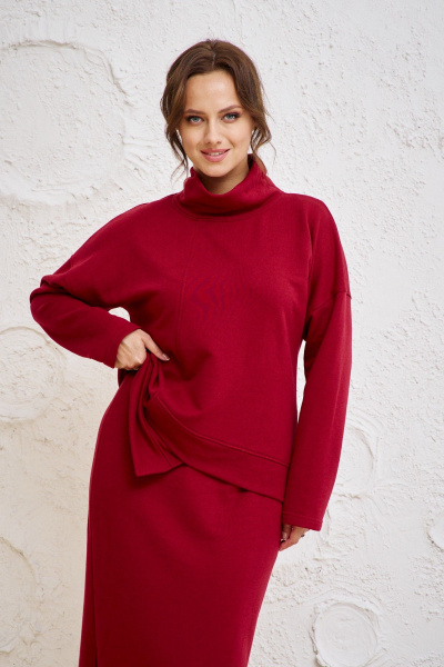 Спортивный трикотажный костюм из джемпера и юбки для повседневности Anastasia 1050.2 бордо - фото 10