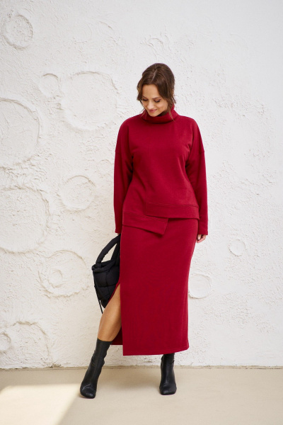 Спортивный трикотажный костюм из джемпера и юбки для повседневности Anastasia 1050.2 бордо - фото 7