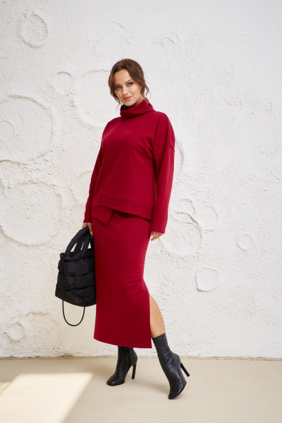 Спортивный трикотажный костюм из джемпера и юбки для повседневности Anastasia 1050.2 бордо - фото 6