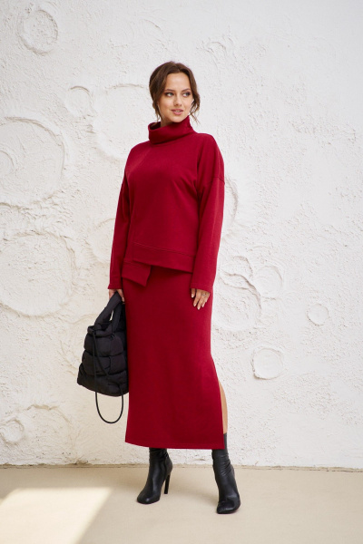 Спортивный трикотажный костюм из джемпера и юбки для повседневности Anastasia 1050.2 бордо - фото 3