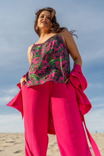 Костюм 3-ка из текстиля: жакет кимоно, брюки и топ с регуляторами Andina 3001 фуксия/принт - фото 15