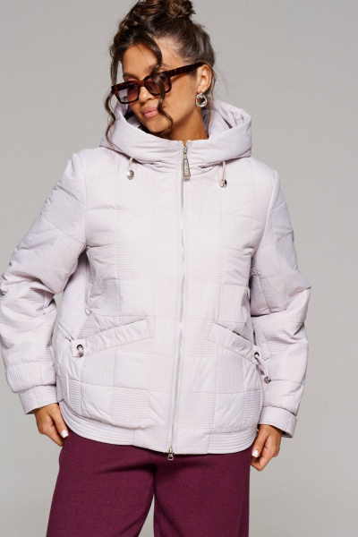 Белая демисезонная куртка с капюшоном, прорезными карманами и утеплителем Beautiful&Free 6230 слоновая_кость - фото 1