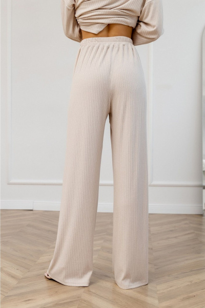 Бежевые трикотажные брюки с высокой посадкой и карманами Atelero 1109 бежевый - фото 2