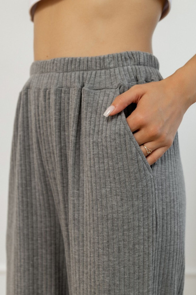 Серые трикотажные брюки с прямым кроем и карманами Atelero 1109С серый - фото 4