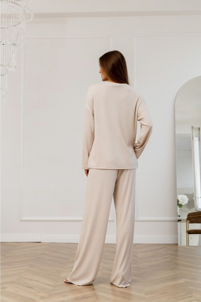 Джемпер из мягкого трикотажа с разрезами по бокам Atelero 1110 бежевый - фото 2