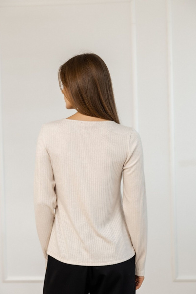 Лонгслив из трикотажа облегающий с вырезом лодочка Atelero 1113 бежевый - фото 4