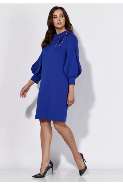 Демисезонное платье А-силуэта с рукавом 3/4 из трикотажа TAiER 1313 василек - фото 5
