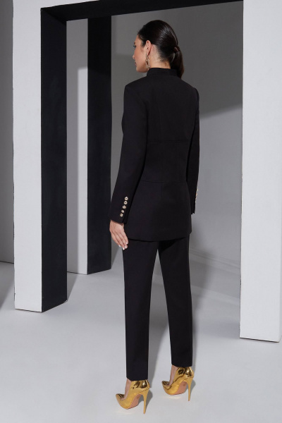 Минималистичный черный костюм с удлиненным жакетом и брюками свободного кроя Lissana 4957 чёрный - фото 6