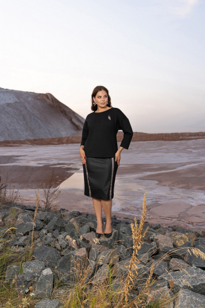 Черный костюм юбочный из плотного трикотажа с эко-кожей Andina 960 черный - фото 10