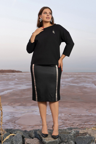 Черный костюм юбочный из плотного трикотажа с эко-кожей Andina 960 черный - фото 5