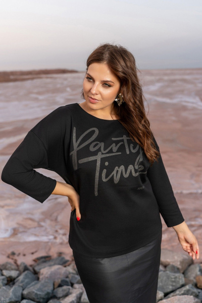 Юбочный костюм из трикотажа и эко-кожи с накладками и шлицей Andina 961 черный - фото 16