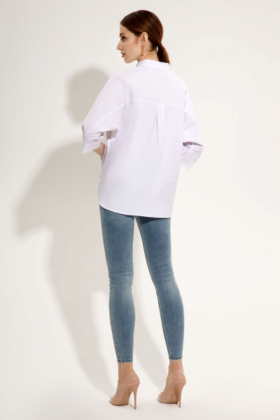 Длинная белая блузка-рубашка с воротником и накладными карманами Панда ПА-485140p белый - фото 7