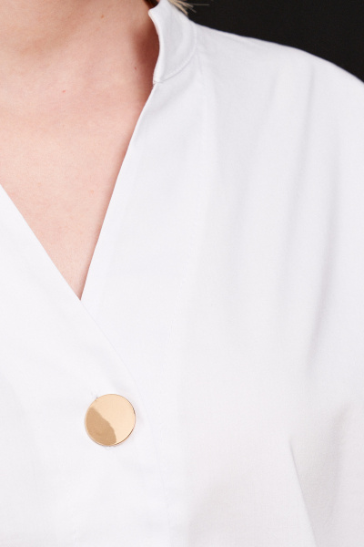 Длинная белая блузка-рубашка с воротником и накладными карманами Панда ПА-485140p белый - фото 11