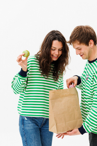 Демисезонный свитшот unisex из хлопка и трикотажа с нашивкой HIT 0226 зеленый - фото 7