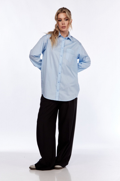 Деловая рубашка из текстиля с отложным воротником и карманом DNM 036 голубой - фото 7