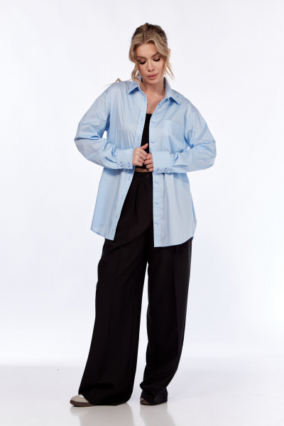 Деловая рубашка из текстиля с отложным воротником и карманом DNM 036 голубой - фото 4