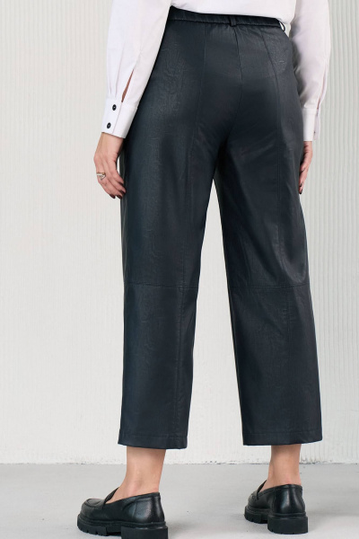 Брюки из экокожи с наклонными карманами и резинкой Lissana 4962 - фото 7
