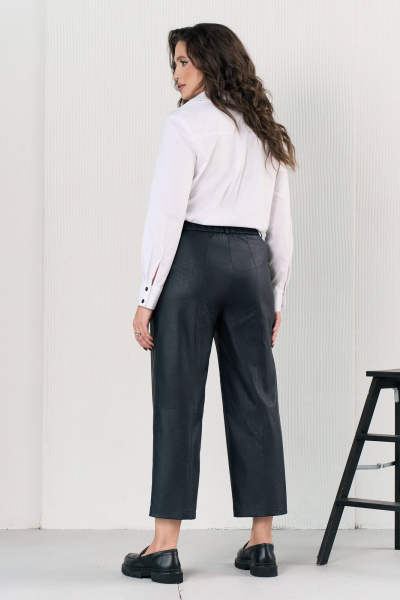 Брюки из экокожи с наклонными карманами и резинкой Lissana 4962 - фото 6