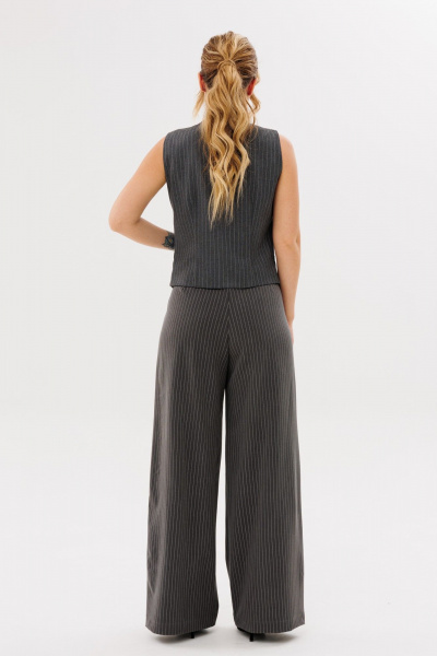 Демисезонный комплект: брюки и жилет из текстиля с карманами Ambera Style 2093 серый - фото 6