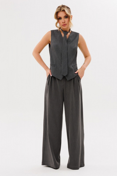 Демисезонный комплект: брюки и жилет из текстиля с карманами Ambera Style 2093 серый - фото 5