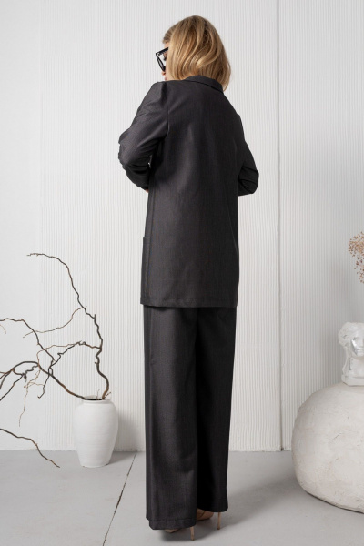 Жакет прямого кроя с накладными карманами из текстиля AMORI 2171 графит - фото 8