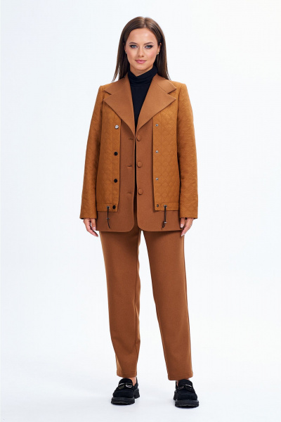 Женский демисезонный костюм 2-ка с приталенным жакетом и зауженными брюками Liona Style 910 корица - фото 1