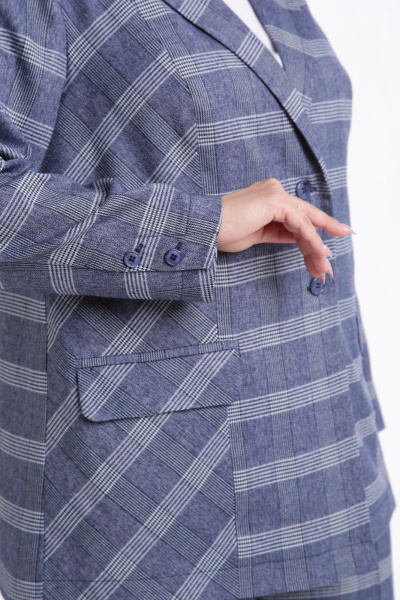 Костюм-двойка с жакетом и брюками в клетку для повседневных образов Tensi 383 клетка_на_джинсовом_фоне - фото 4