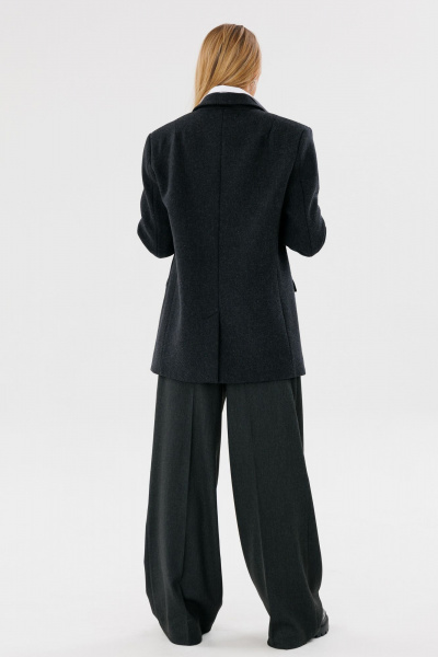 Жакет оверсайз из пальтовой ткани для демисезона FAMA 24041 графит - фото 12