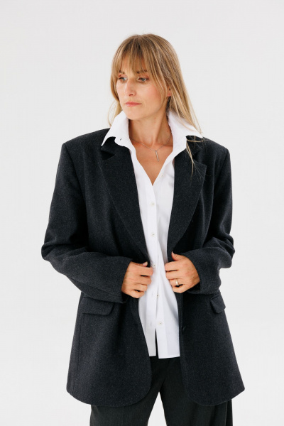 Жакет оверсайз из пальтовой ткани для демисезона FAMA 24041 графит - фото 3