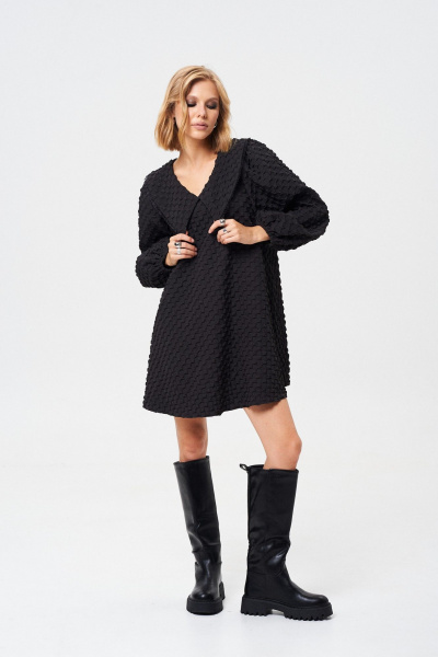 Свободное платье из текстильной ткани с декоративной тесьмой Mixan 5083 - фото 1