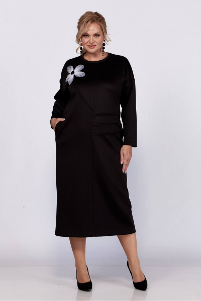 Платье трикотажное прямое с декоративным цветком на каждый день Koketka i K 1191-1 - фото 2