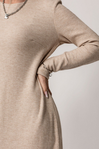 Платье расширенного к низу, бежевое, без воротника Golden Valley 44055 бежевый - фото 4