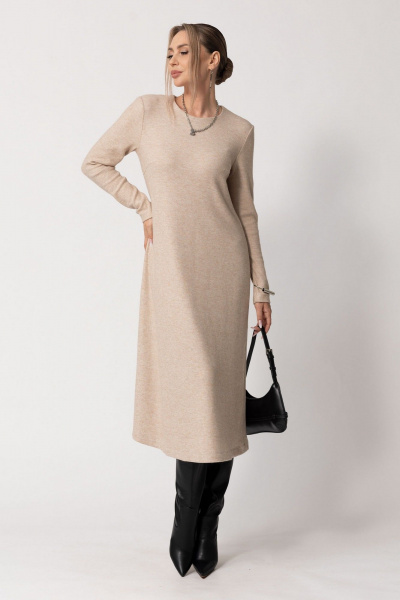 Платье расширенного к низу, бежевое, без воротника Golden Valley 44055 бежевый - фото 1