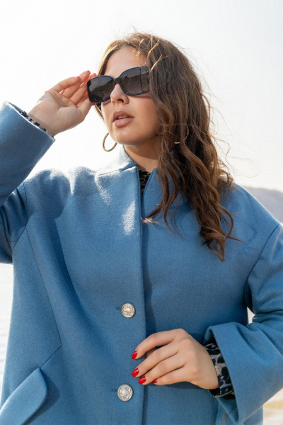 Пальто с пиджачным воротником, синее, свободного кроя Andina 1004 индиго - фото 6